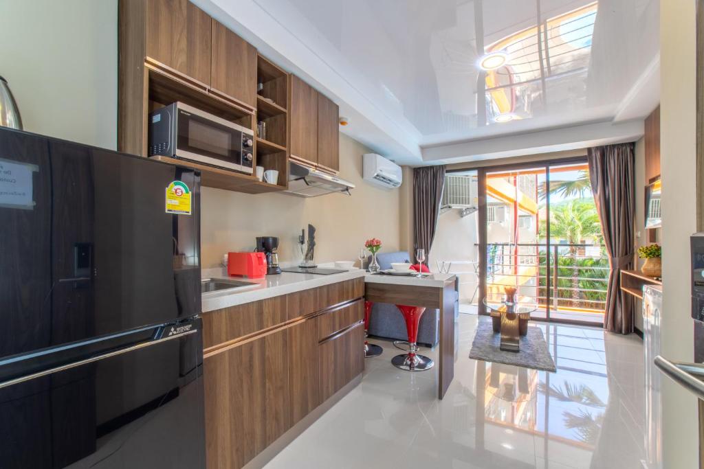 Квартира вид на бассейн NBC S203 by IBG Property photo 1