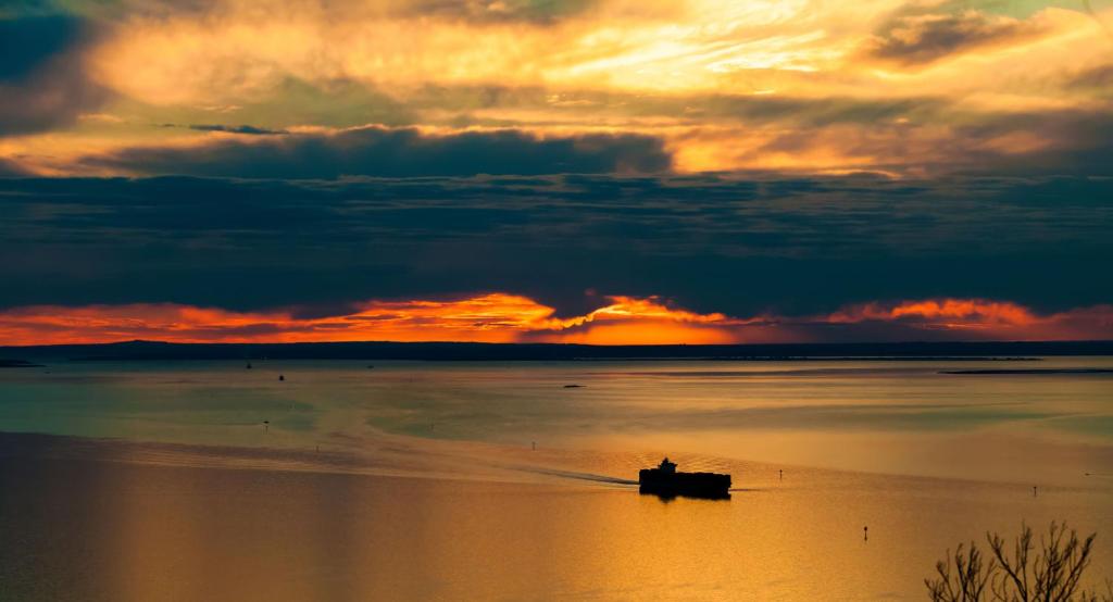 Dream Views at Arthurs Seat B & B photo 3