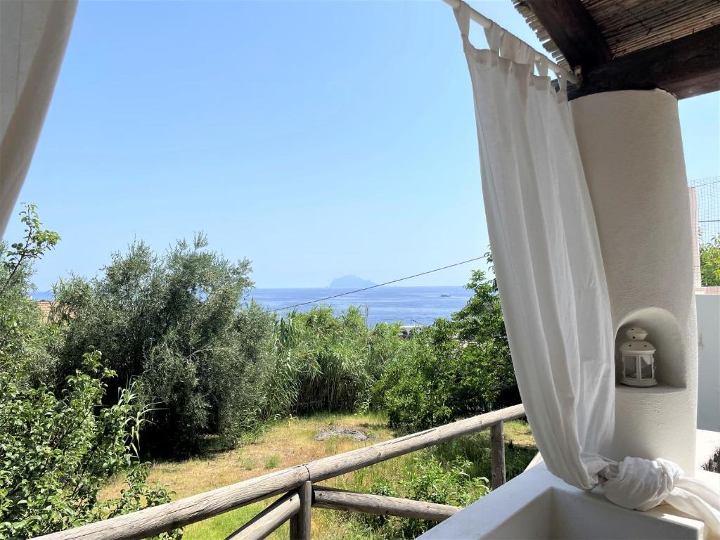 La Casa sul Porto di Santa Marina - Isole Eolie photo 1