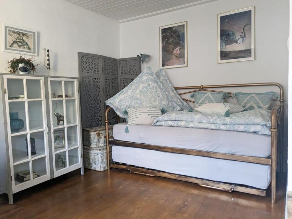Kleine Villa - ganzes Stadthäuschen für Gruppen Familien oder nur zu Zweit photo 4