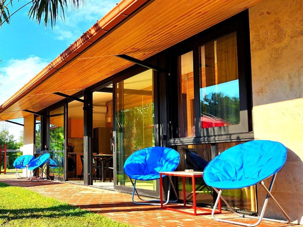 House&Yard Hellen 150m to beach photo 3