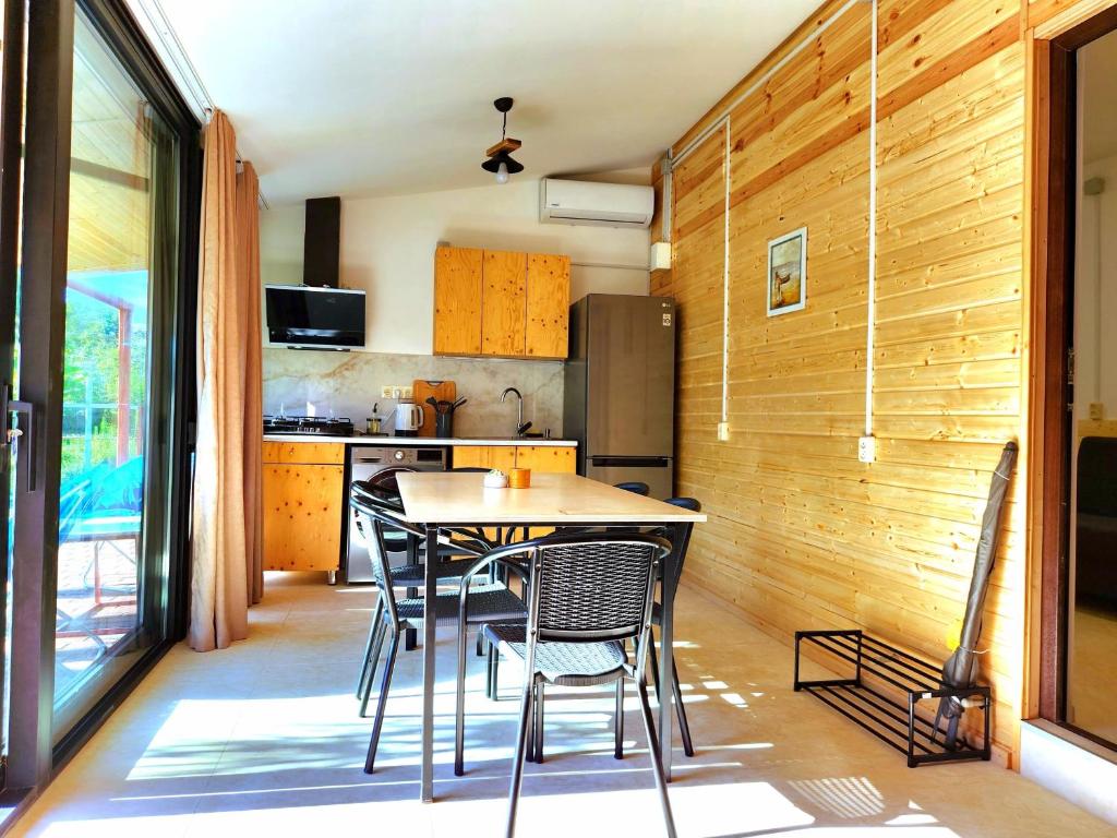 House&Yard Hellen 150m to beach photo 1