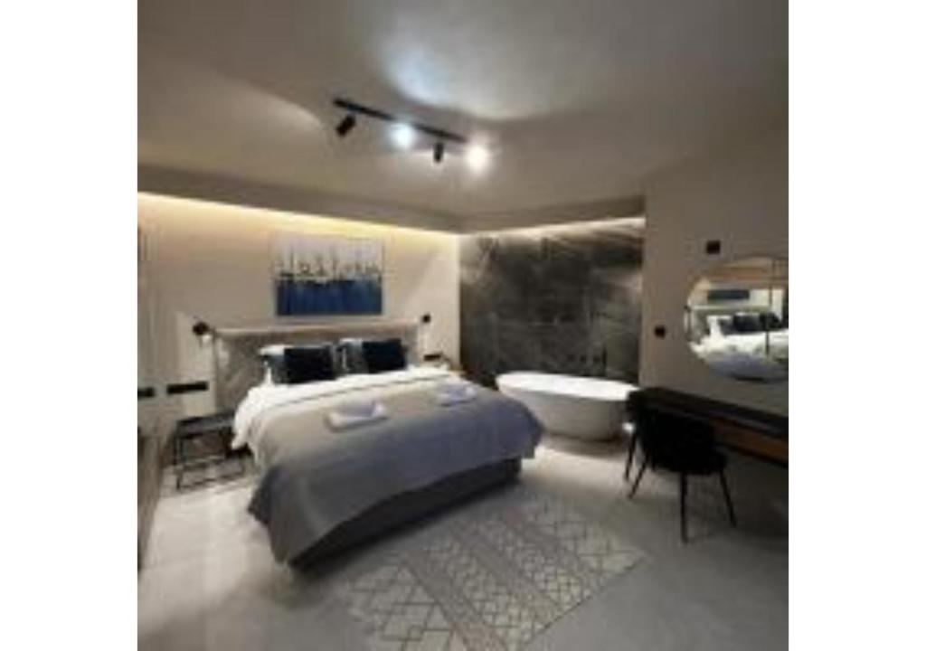 On The Sea Suite&Spa photo 3