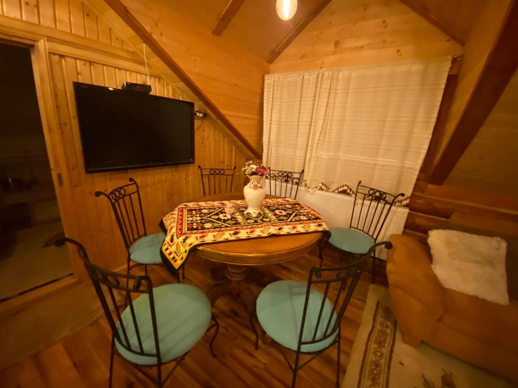 Brvnara Zlatibor Miris dunja photo 2