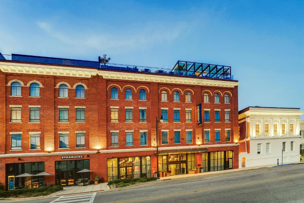 Trilogy Hotel Montgomery, Autograph Collection image