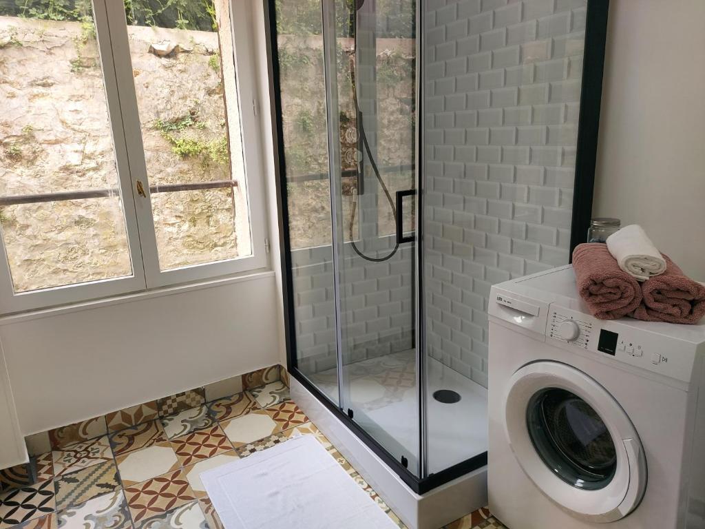 Château Rubis - Hypercentre Historique au pied du château - Netflix photo 4