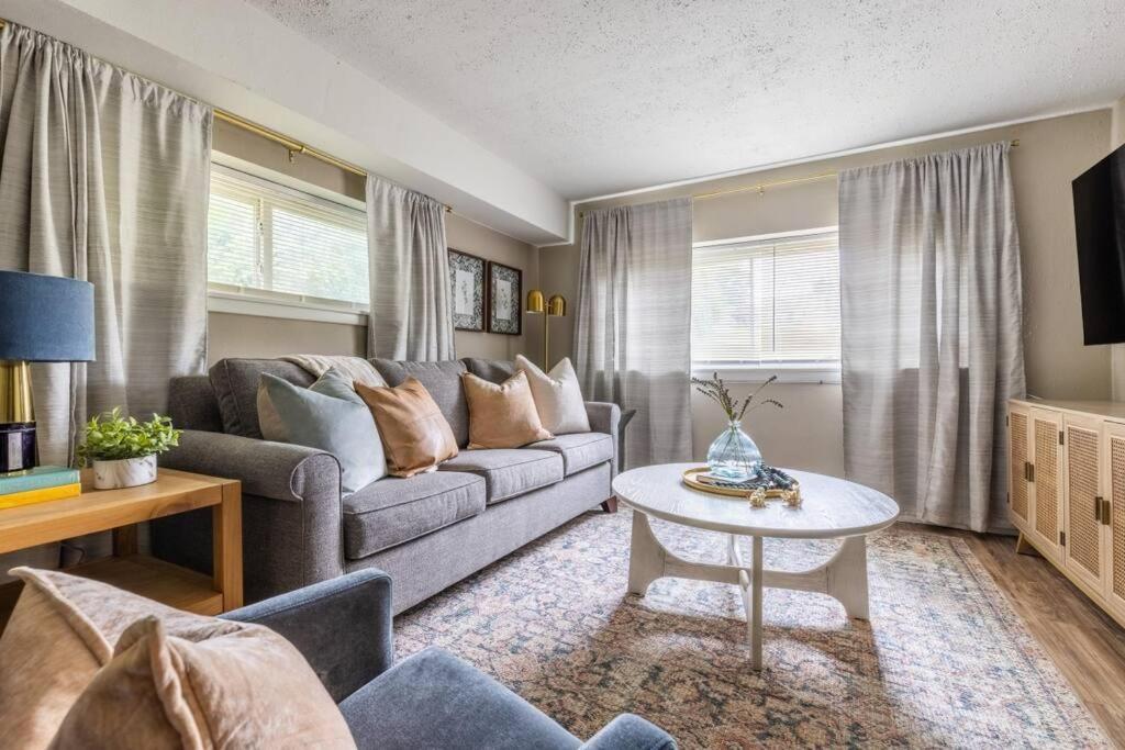 NEWLY Listed! Westlake Stylish image