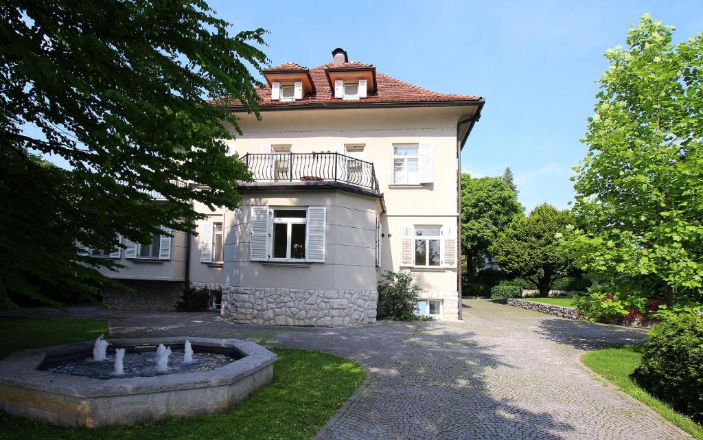 Apartments Boltez