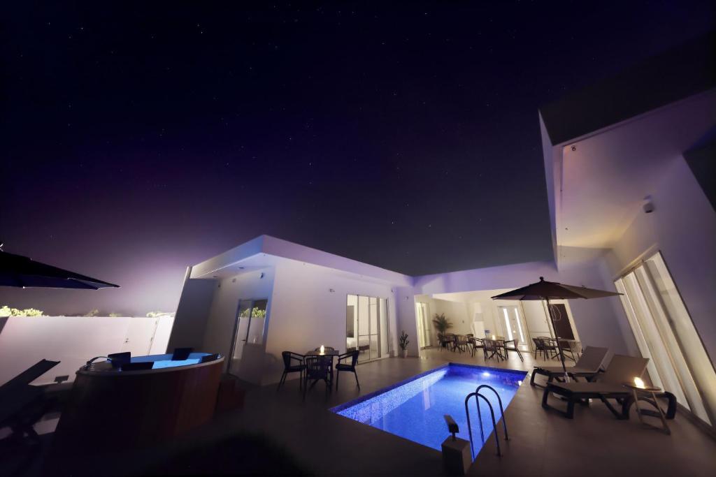Crystal Villa Bayside photo 3