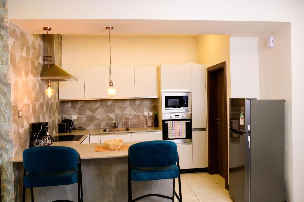 Exquisite 2BD at Skynest Residences with rooftop heated pool photo 1