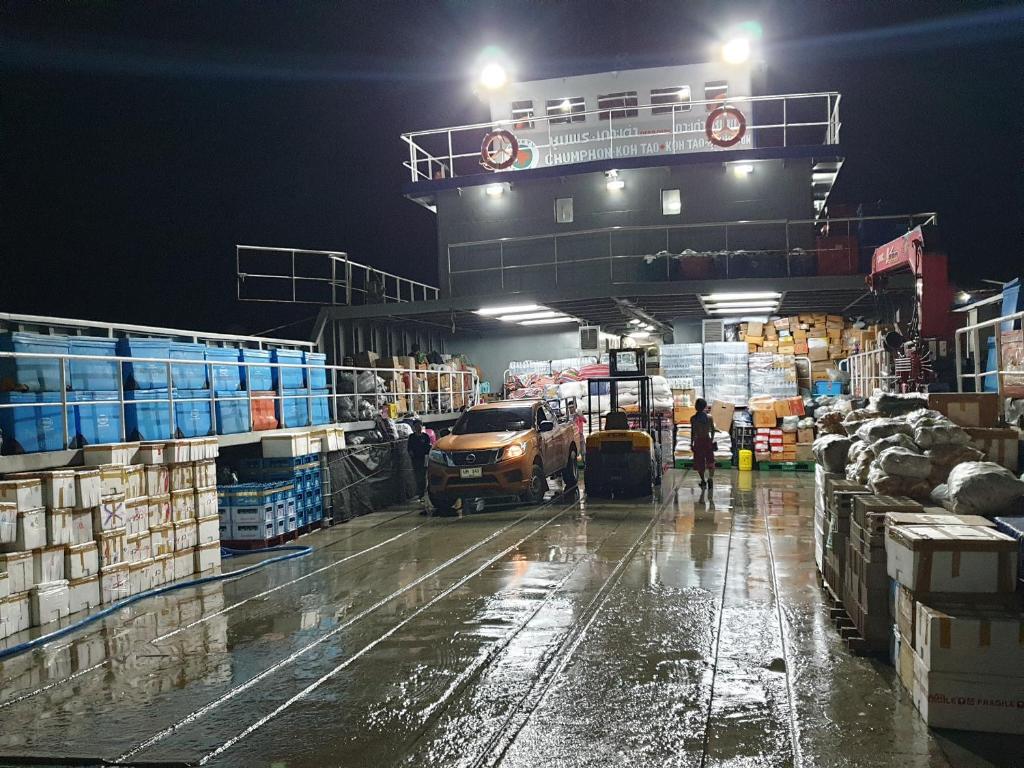 Chumphon - Koh Tao Night Ferry photo 3
