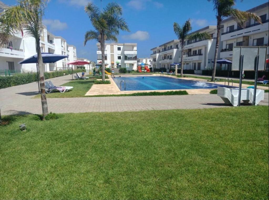 Marbilla beach photo 2