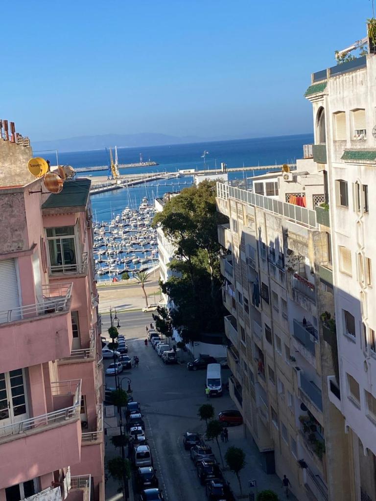 Appartement Tanger face à la Marina