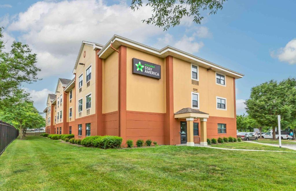 Extended Stay America Suites Baltimore BWI Airport Aero Dr image