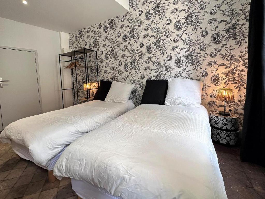 Appartement Moulins, 2 pièces, 2 personnes - FR-1-489-472 photo 2