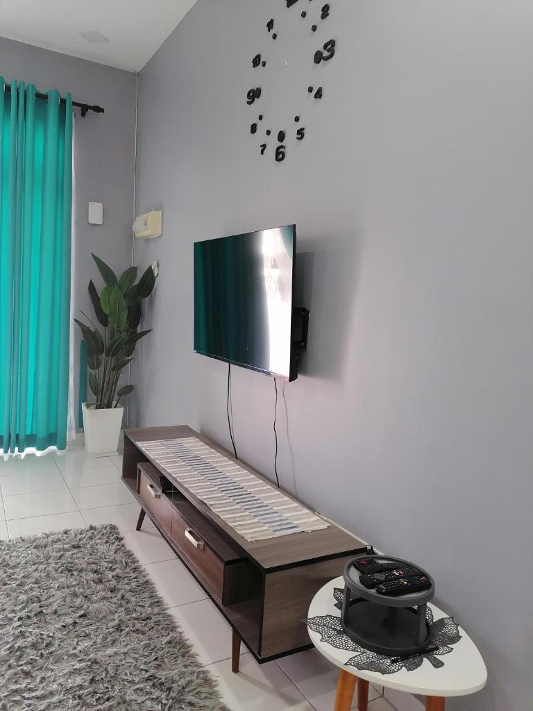 DKAMAR Homestay At Desaru, IKEA Concept, Wifi, 3 Airconds, Nearby Desaru Beach photo 1