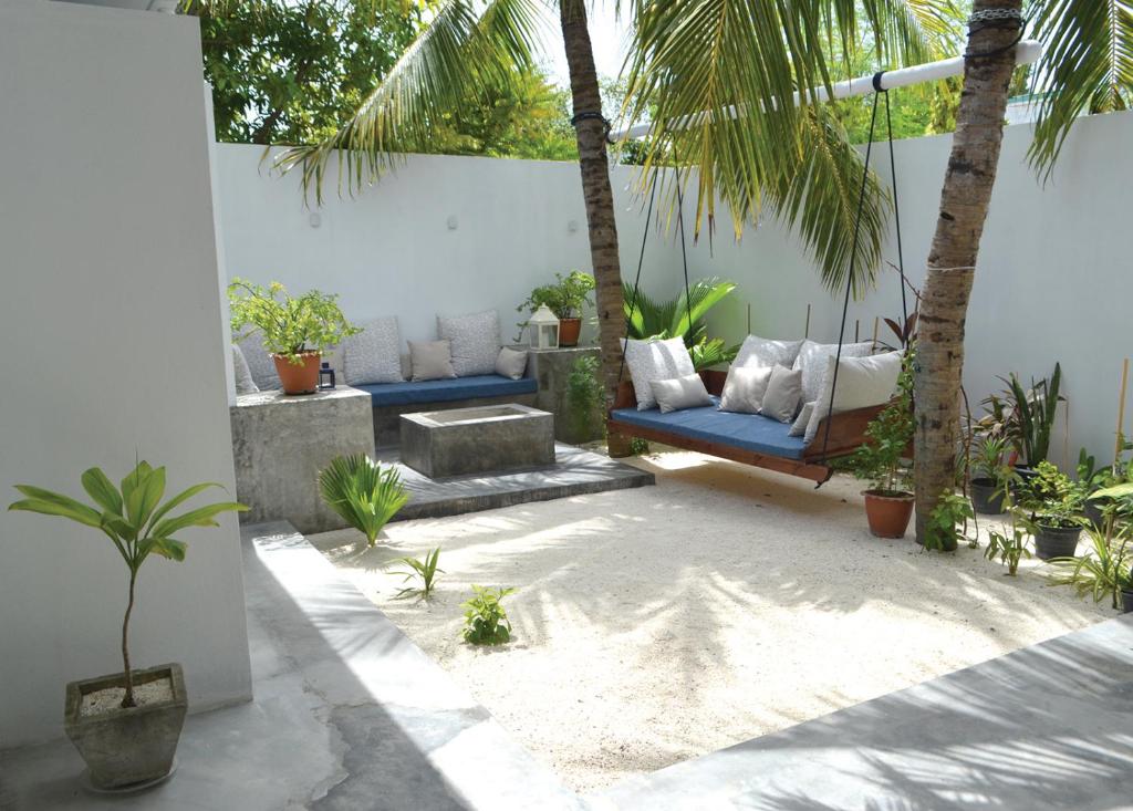 Athirige Boutique House Dharavandhoo photo 1