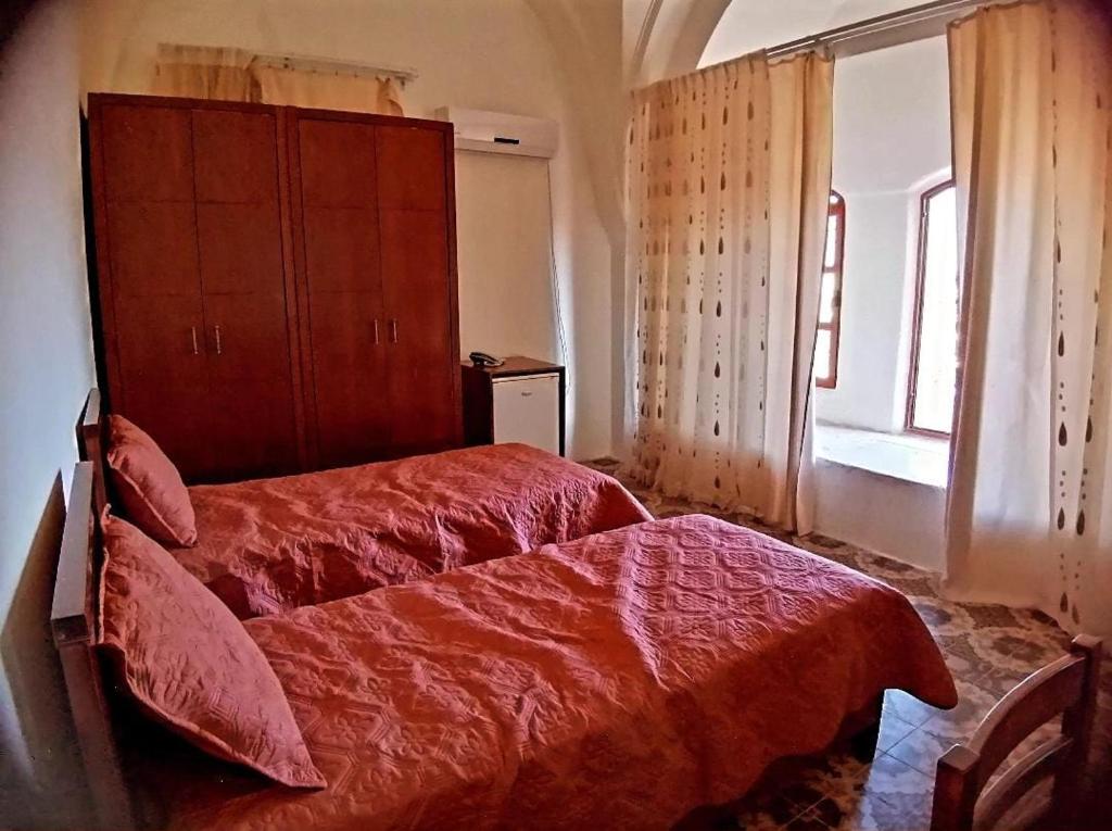 Lamar Guesthouse - Hebron photo 2