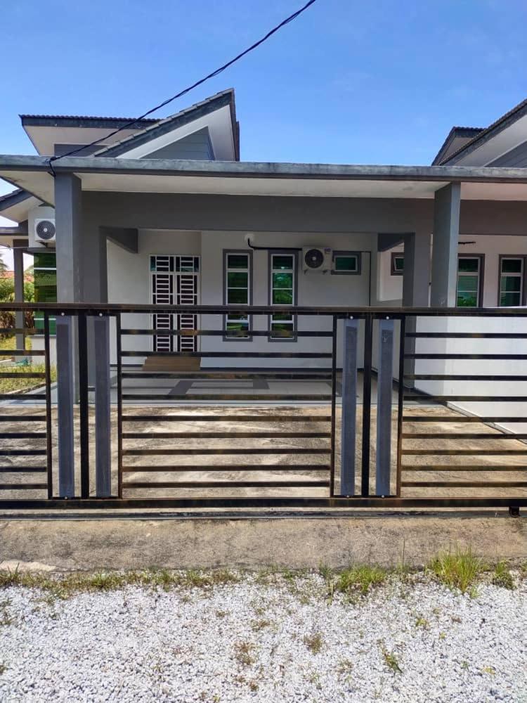 ZaiNor Homestay Gong Badak