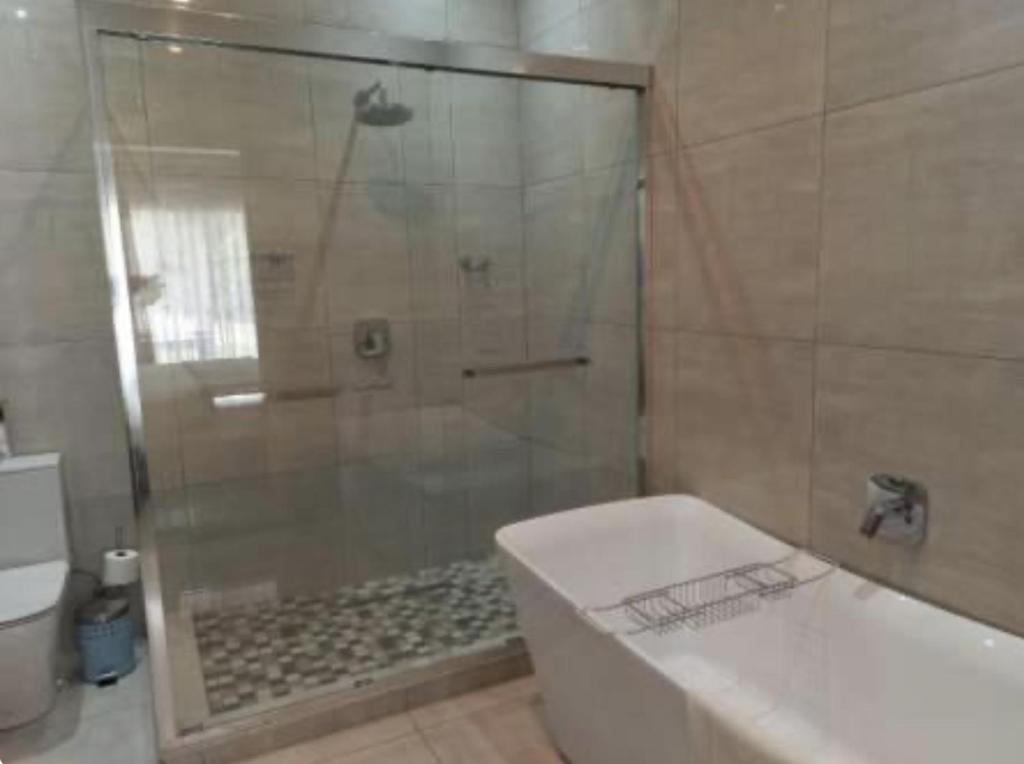 6 Sleeper Villa Clarens Golf Estate photo 1