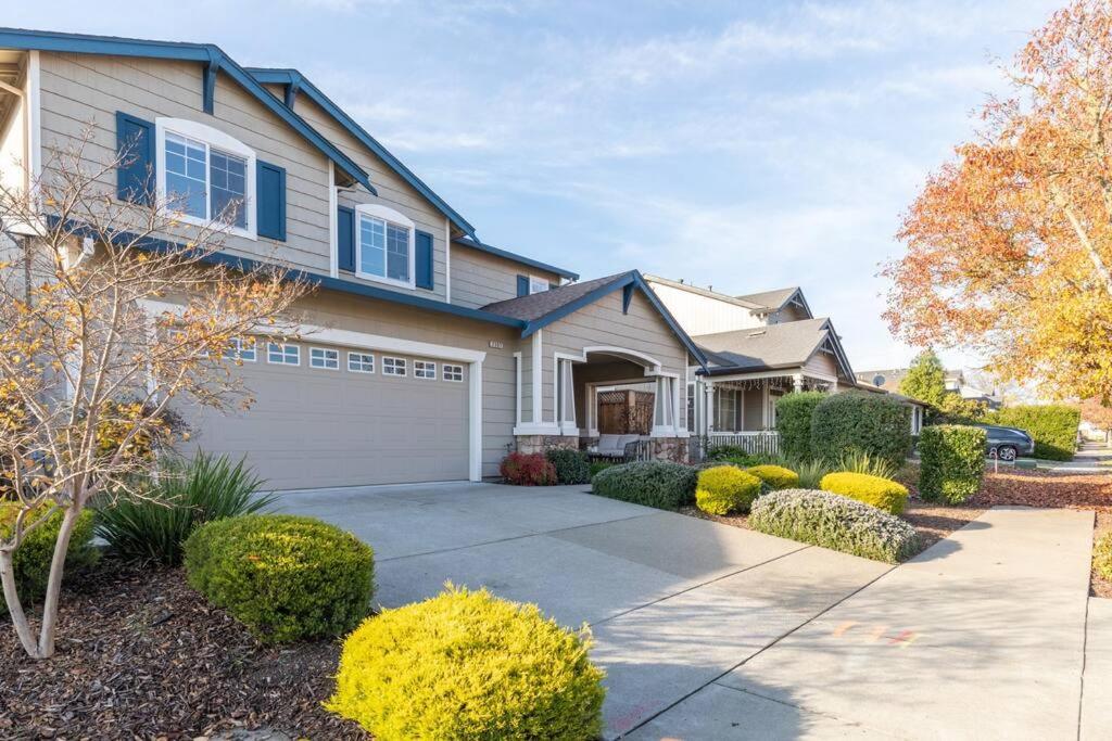 Perfect Home In The Wine Country Family Gathering photo 1