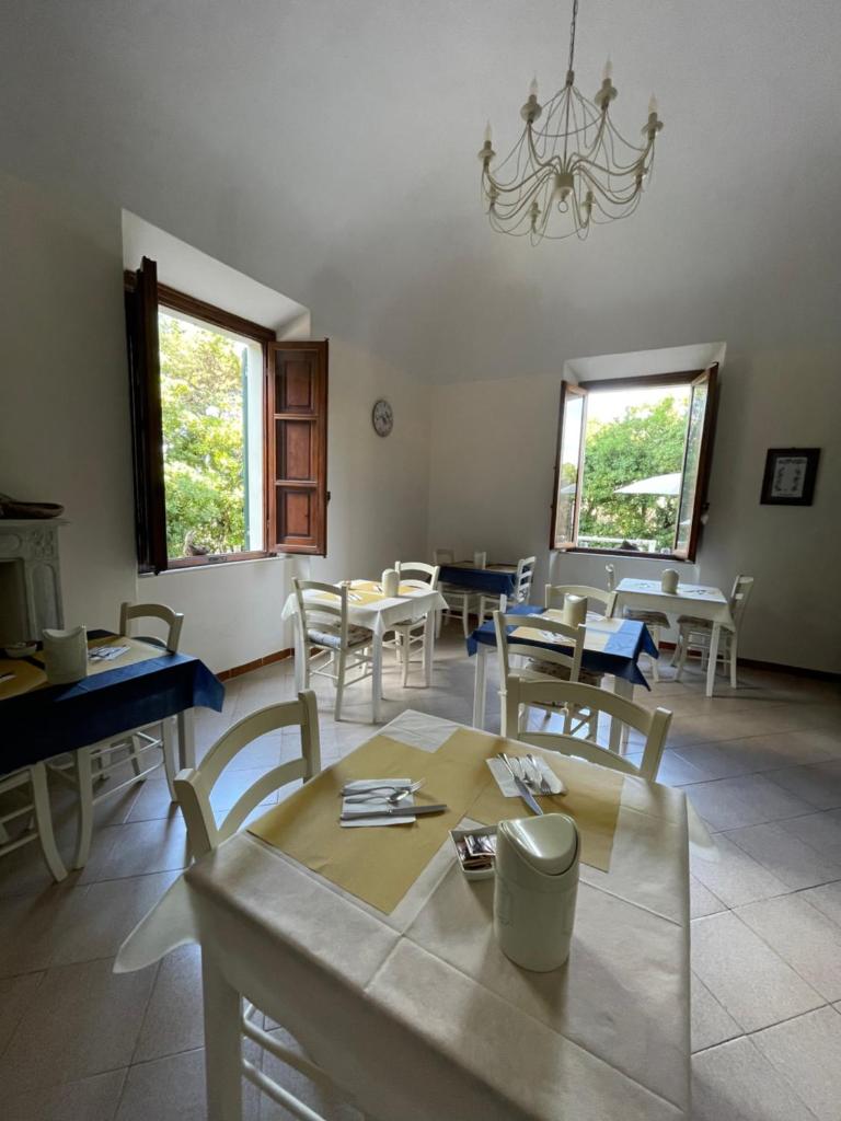 Hotel La Marinella photo 3