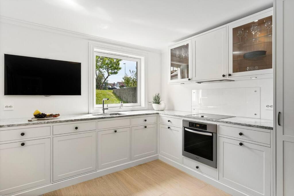 Exclusive apartment by the ocean photo 2