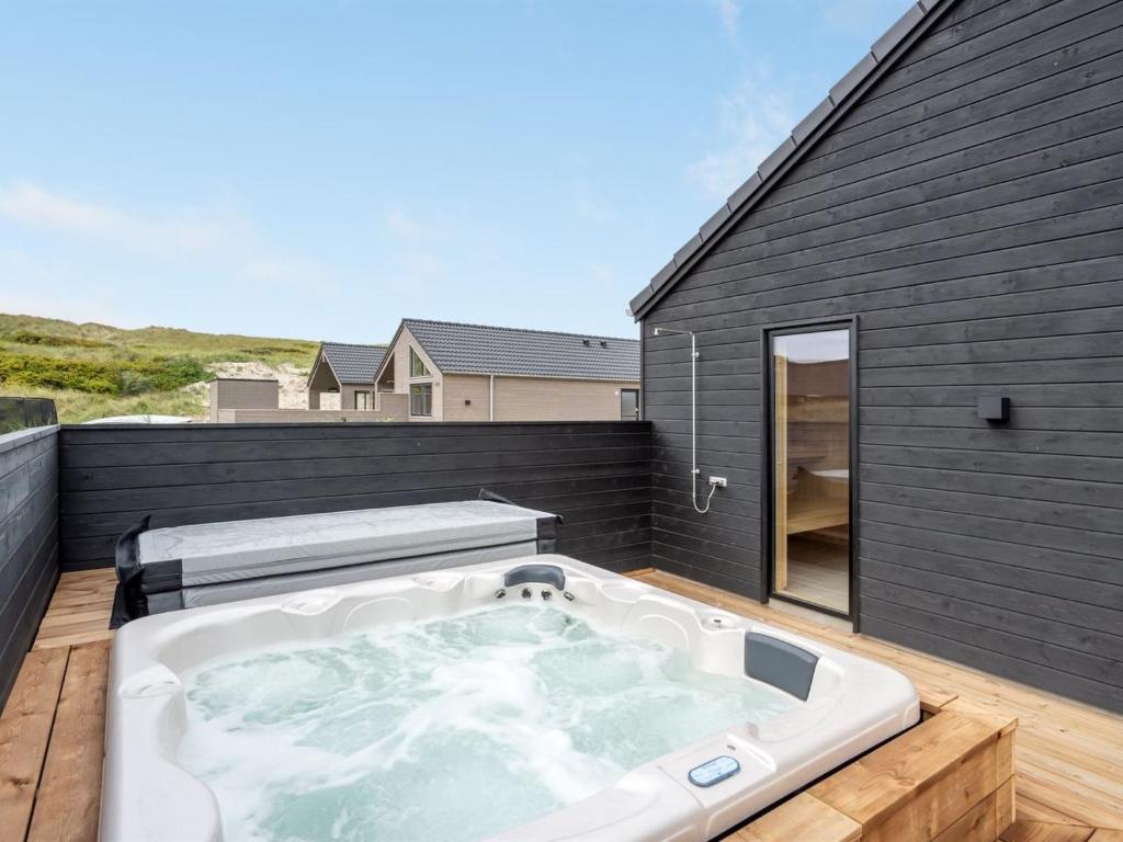 Holiday Home Nannah - 350m from the sea in Western Jutland by Interhome photo 1