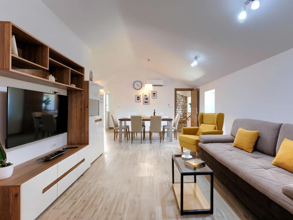 Holiday Home Teza by Interhome photo 2