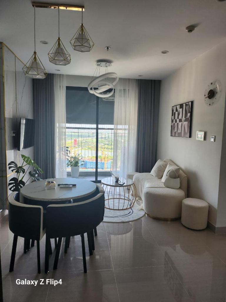 Rimini house Homestay at Vinhome Ocean Park photo 4