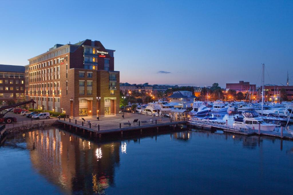 Residence Inn by Marriott Boston Harbor on Tudor Wharf photo 2