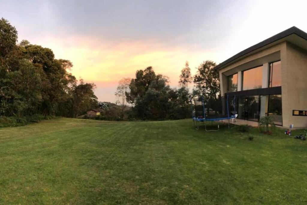 Casa Campestre, cerca a la ciudad