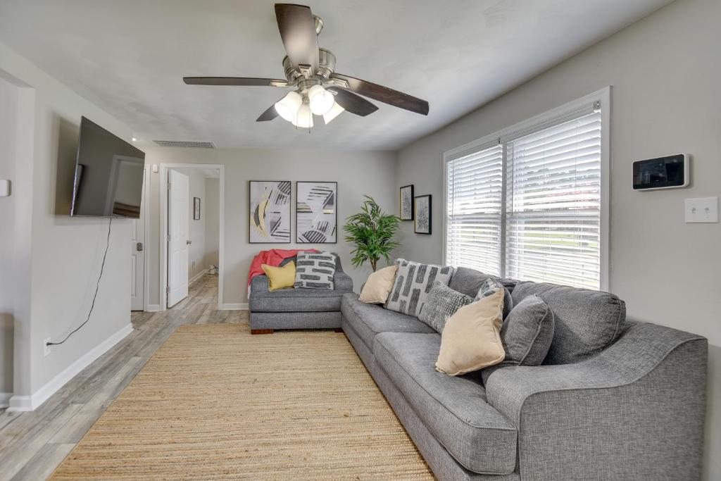 Portsmouth Vacation Rental Near Parks and Golf photo 1