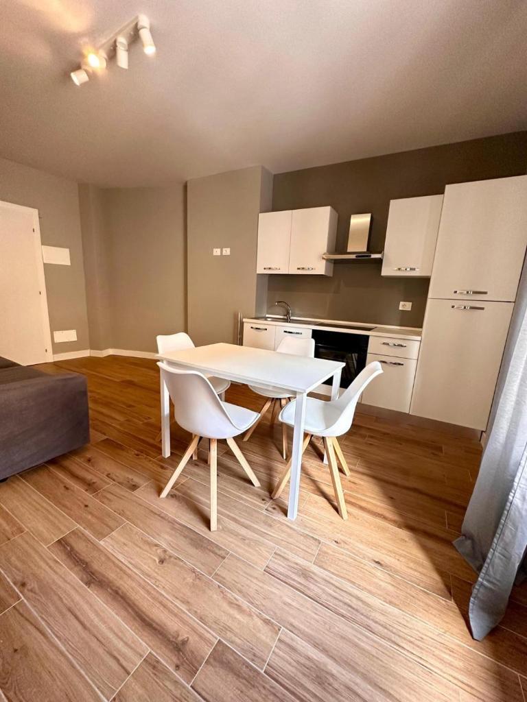 HH Hermoso Housing ALESSANDRIA photo 4
