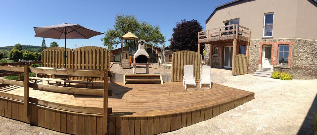 Le Fenil Holiday Home photo 1