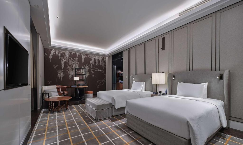 HILTON BEIJING DAXING Room Type - TWIN EXECUTIVE ROOM