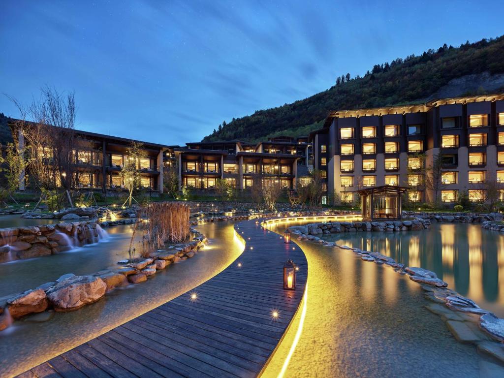 Hilton Jiuzhaigou Resort photo 4