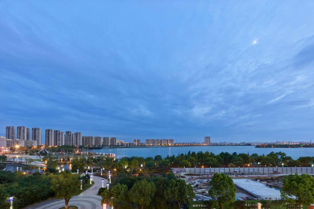 Hilton Suzhou Yinshan Lake photo 4