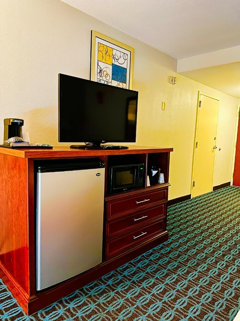 Fairfield Inn & Suites by Marriott Waco North photo 2
