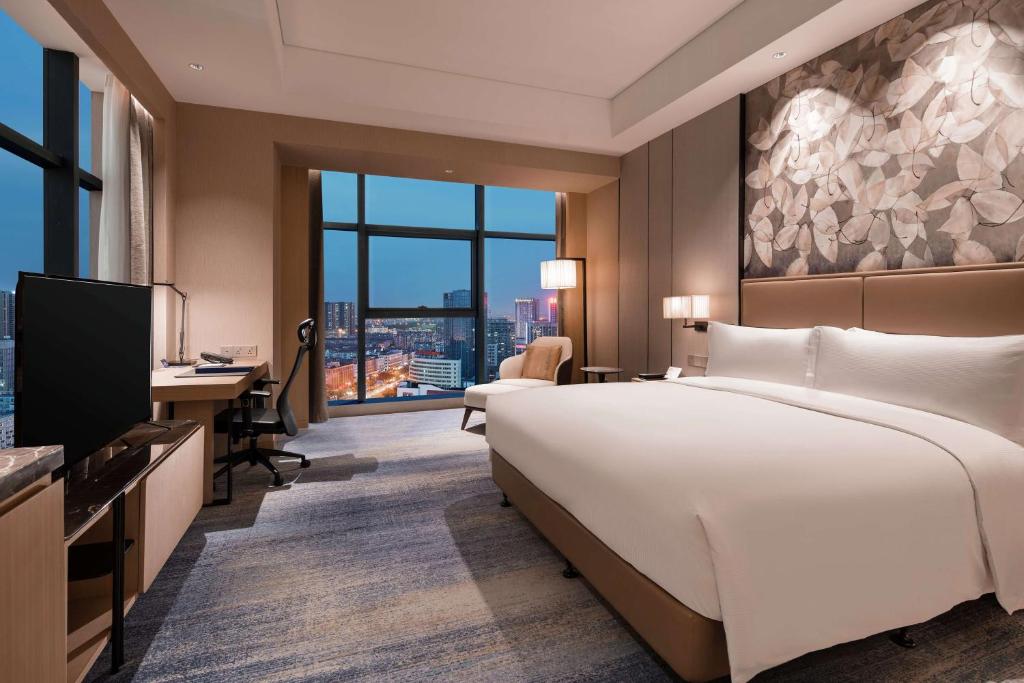 Doubletree by Hilton Yangzhou Room Type - 1 KING BED CORNER ROOM
