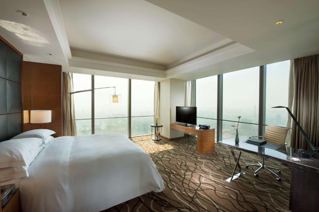 Hilton Shijiazhuang Room Type - Executive Suite