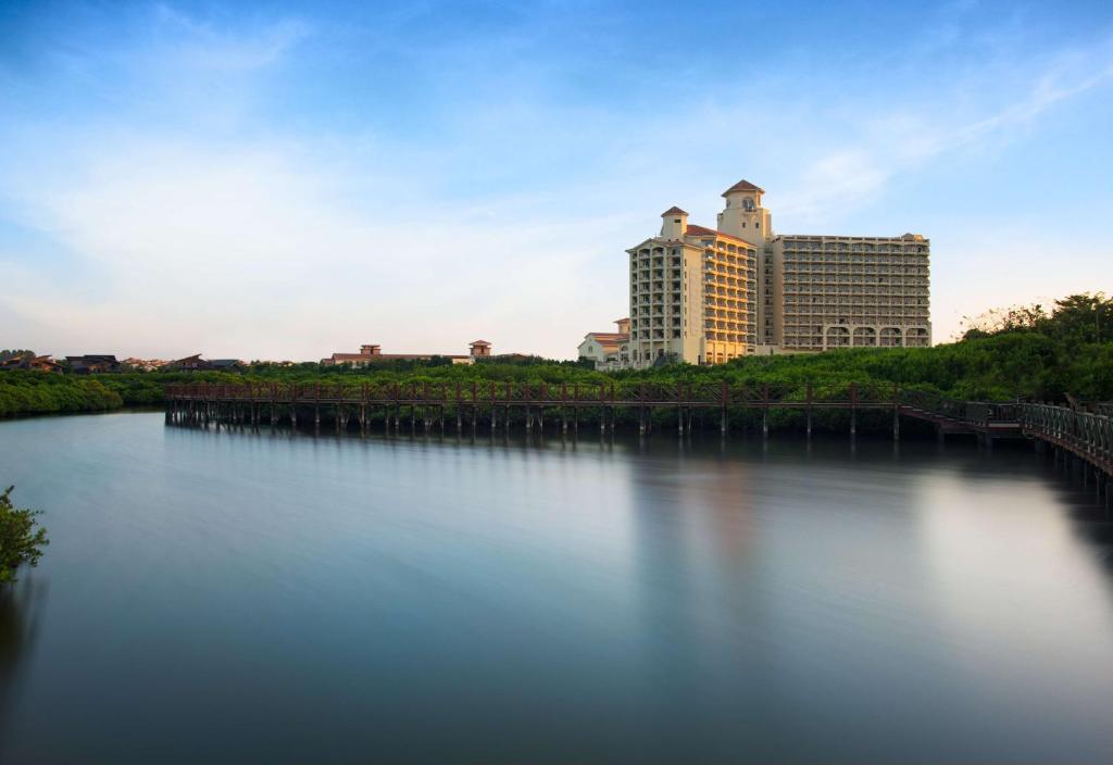 DoubleTree by Hilton Haikou Chengmai photo 1