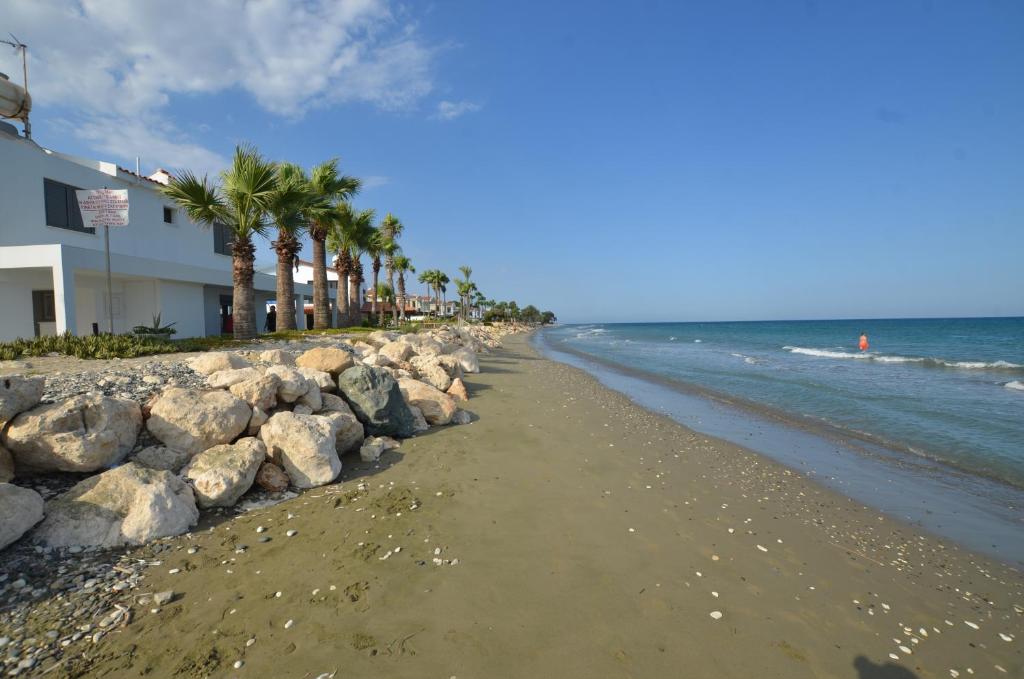 Meneou Blu Beach House* photo 2