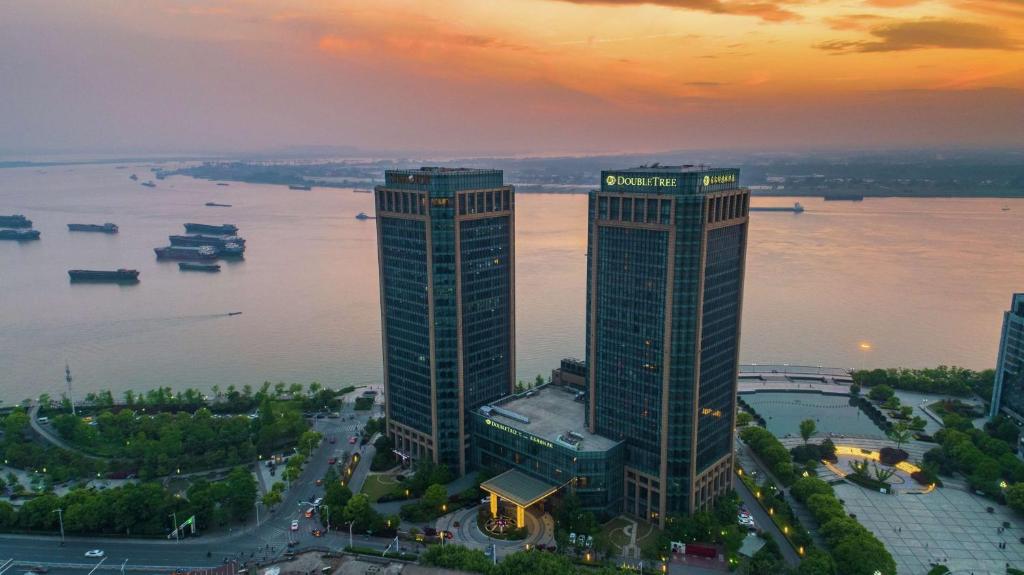 DoubleTree by Hilton Wuhu photo 1
