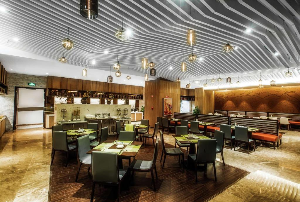 Hilton Garden Inn Guiyang Yunyan photo 2
