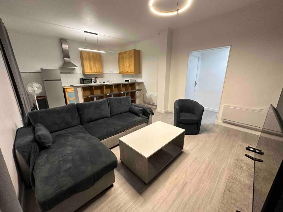 Appartement entier proche de Paris. photo 2