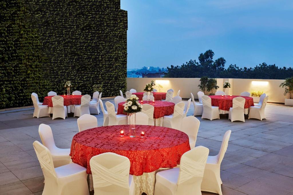 Hilton Garden Inn Lucknow photo 1