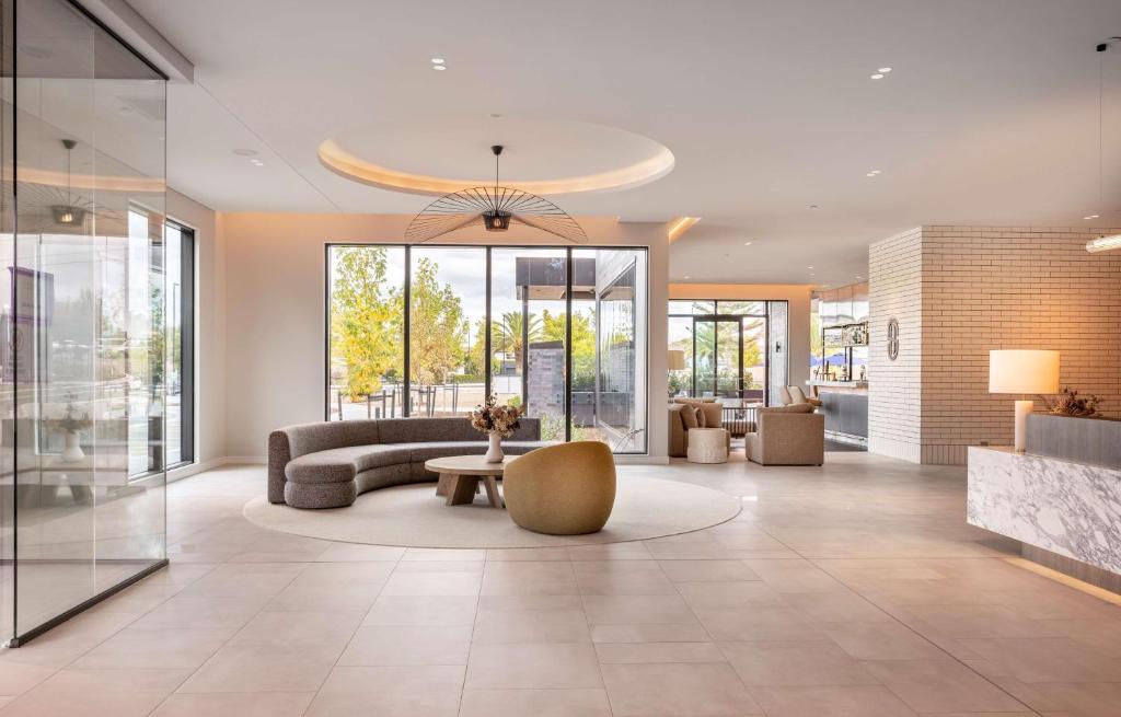 Doubletree By Hilton Karaka photo 4