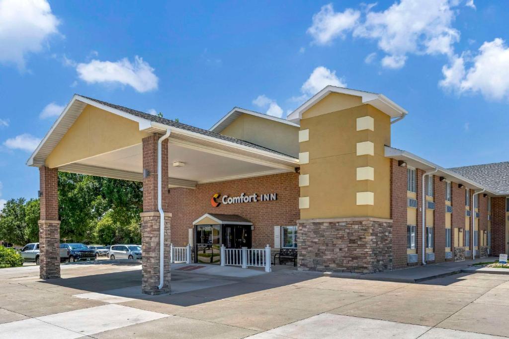 Comfort Inn image