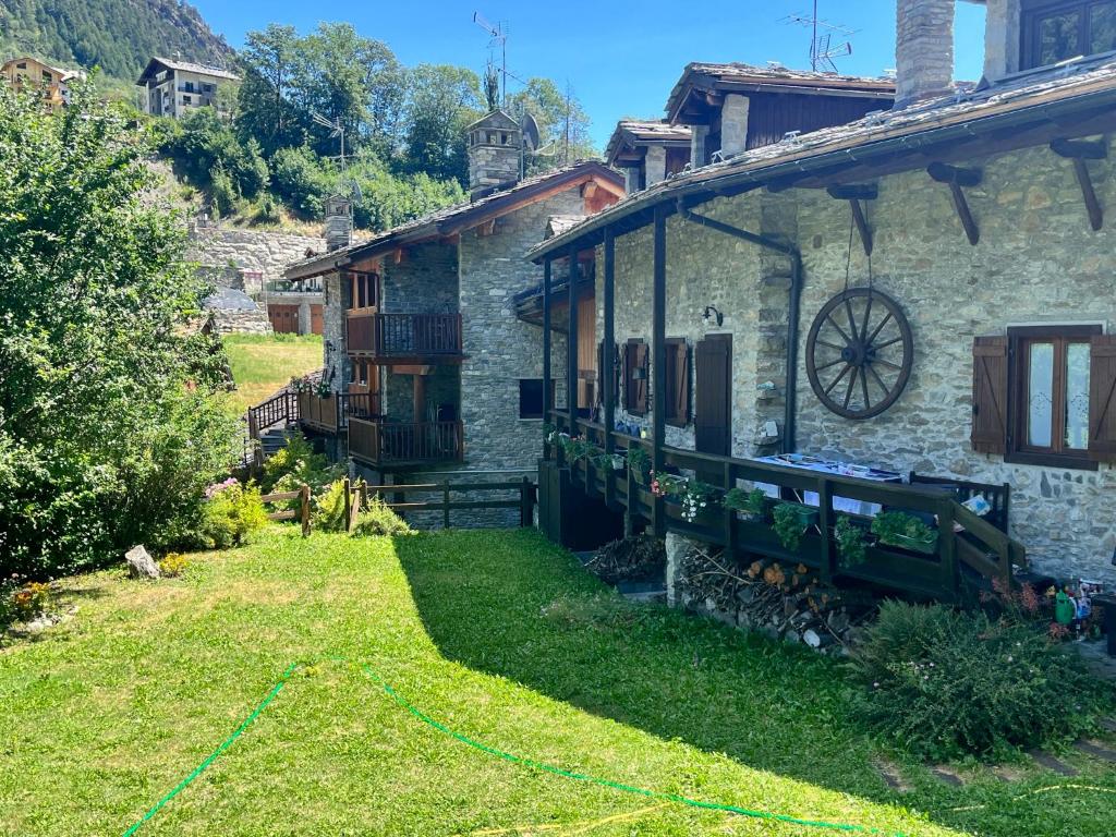 Champex Apartments photo 1